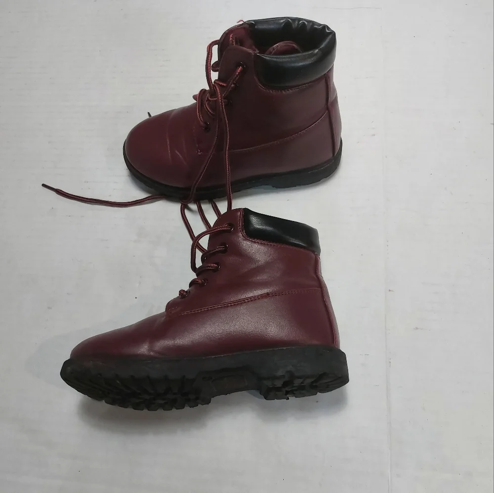 Official Supply Girls Boots Size 12 Toddler